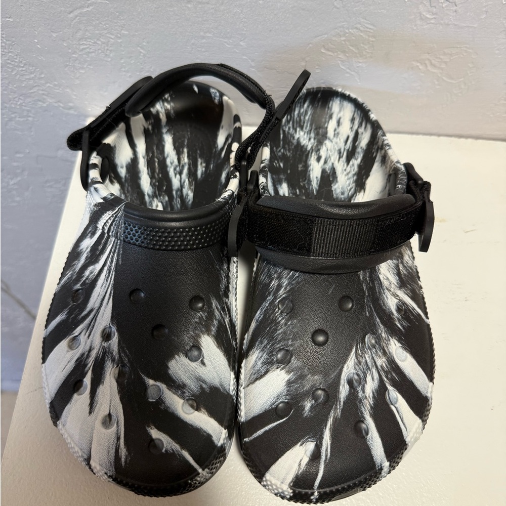 Slip resistant crocs